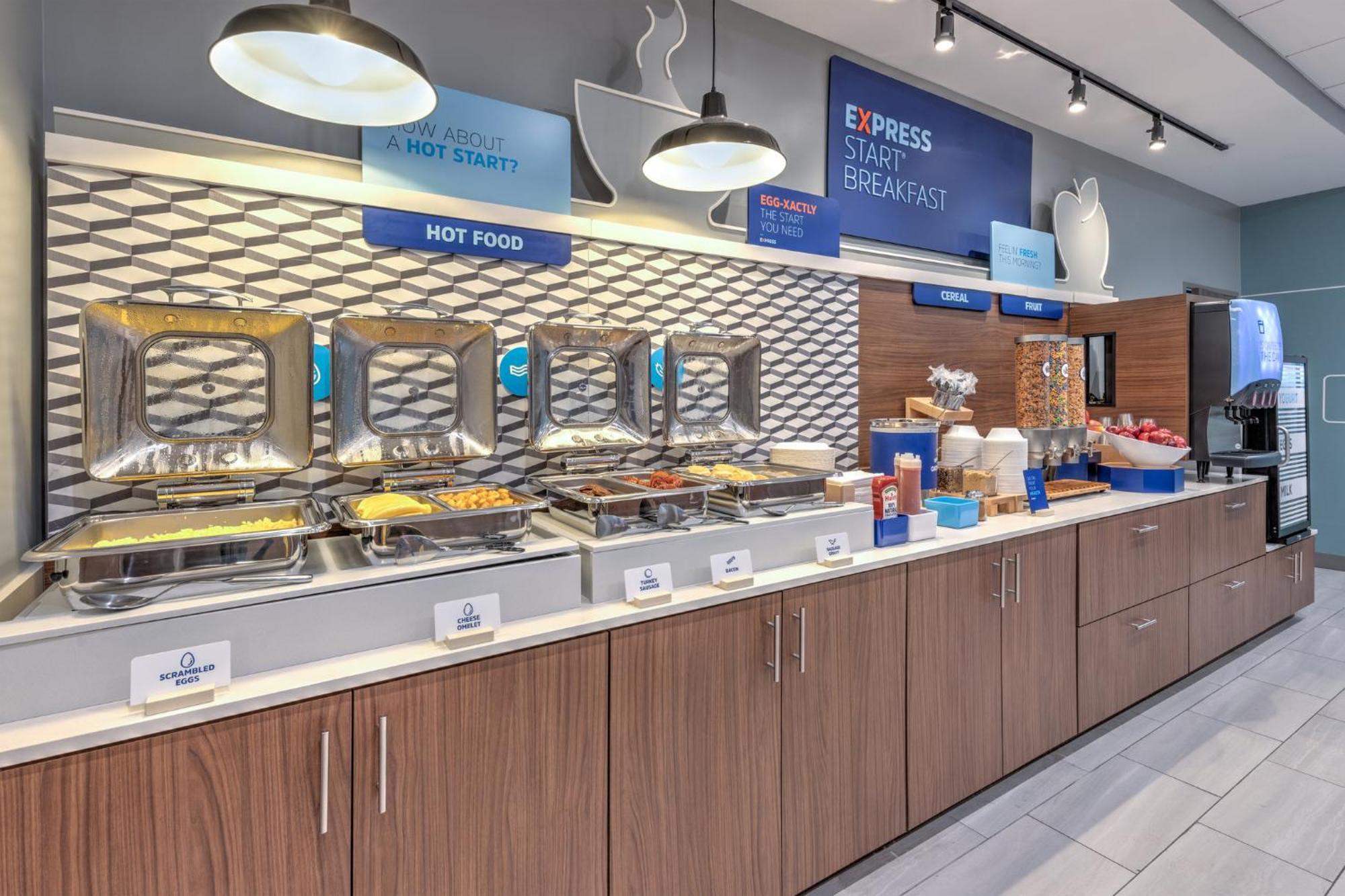 Holiday Inn Express & Suites Austin Airport East By Ihg ภายนอก รูปภาพ